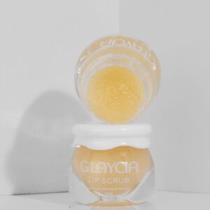 white coconut-lip scrub