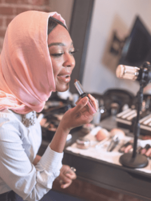 How to Keep Your Lips Healthy All Year Round-1